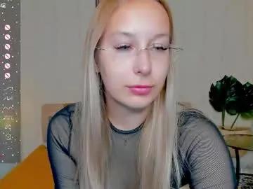 dina_sunshine from Chaturbate is Freechat