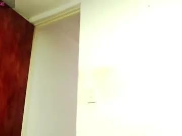 Freechat dualdoflow on Chaturbate