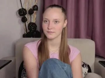 Freechat dustydeida on Chaturbate