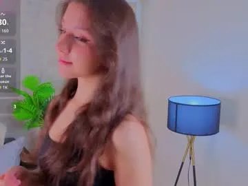 Freechat ebonyleibenstein on Chaturbate