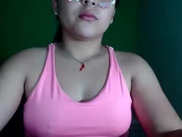 elinaax on Chaturbate