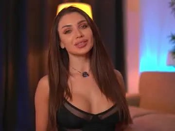 Freechat ellenkarter on Chaturbate