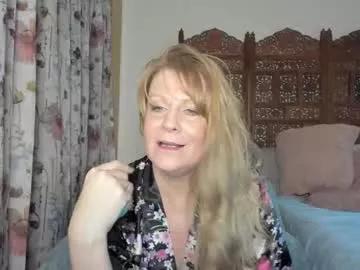 Freechat emberpheonixxx on Chaturbate