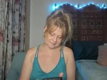 Freechat emberpheonixxx on Chaturbate