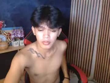 Emerald_cummer from Chaturbate