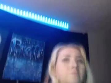 emeraldstrawberri on Chaturbate 