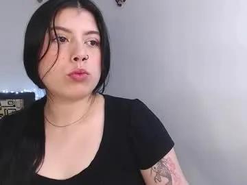 Freechat emmi_0 on Chaturbate