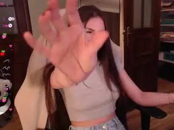 Freechat emmiclo on Chaturbate