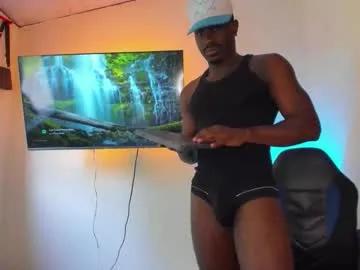 ethan_travis0 — show cum in public #bbc #ebony #bigass #monstercock #muscle [1765 tokens remaining]