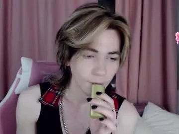 Freechat evan_reinhart on Chaturbate