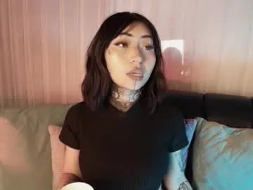 Freechat evangeline_bell on Chaturbate