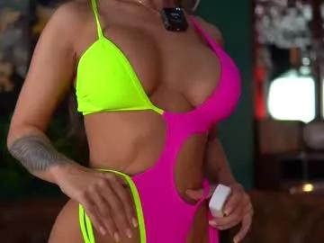 evelyn_evyy from Chaturbate