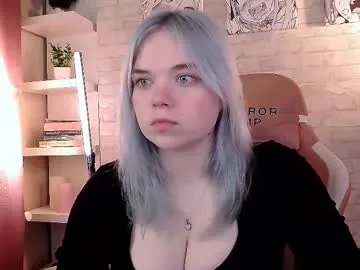 Freechat fancybella on Chaturbate