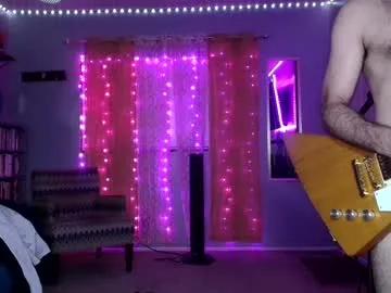 Freechat flanneldong on Chaturbate