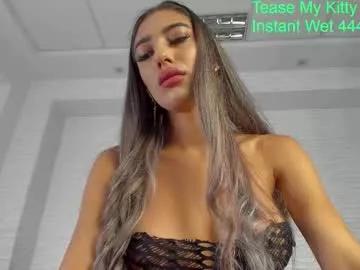 foxx_girl from Chaturbate