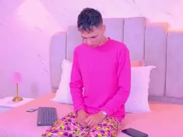 Freechat franco_boys on Chaturbate