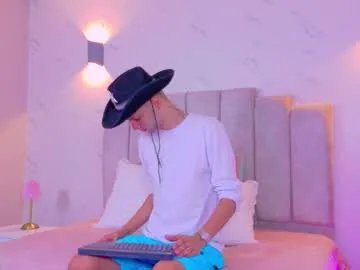 Freechat franco_boys on Chaturbate