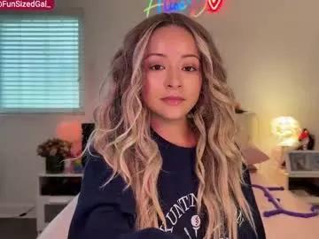 funsizedgal from Chaturbate is Freechat