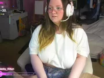 Geeky_kitten from Chaturbate