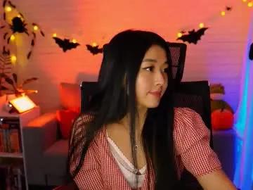 Freechat hannarosie on Chaturbate