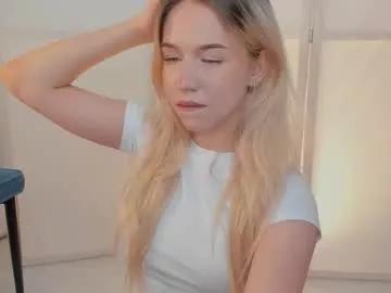 Freechat honneybunneey on Chaturbate