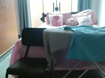 Freechat hot_wiffe on Chaturbate