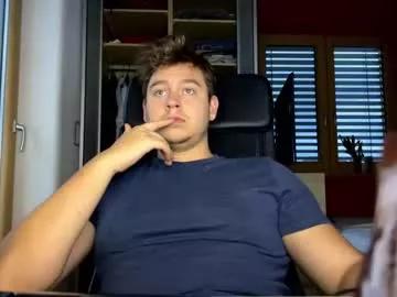 iloveyoutoo2000 on Chaturbate