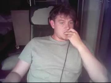 iloveyoutoo2000 on Chaturbate