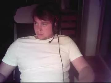 iloveyoutoo2000 on Chaturbate