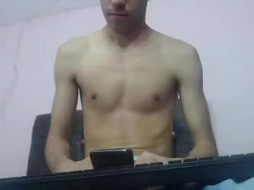 isaaclatino from Chaturbate