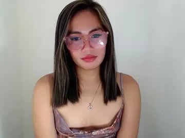 Freechat itsurgil_kloeh on Chaturbate