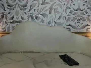 ivy_rae_xxx — GOAL: Blow kisses & sensual tease [25 tokens remaining] Welcome to my room! Get ready to control my toy #teen #nonude #petite #daddy #cute