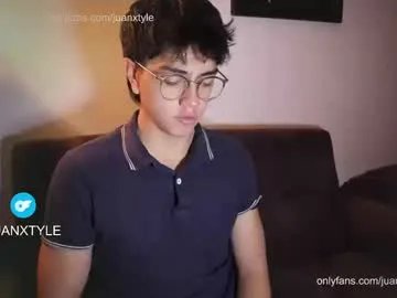 juancamroom on Chaturbate