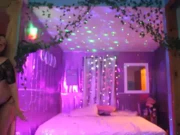 juicyjayxxx69 — lets take it to the bed! [750 tokens left] Let me show you just how she got pregnant! #Squirt #fetish #pregnant #ebony #twerk