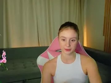 Freechat julieqt on Chaturbate