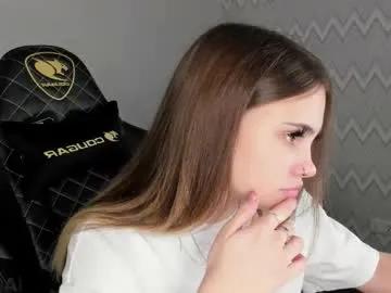 karina_broks from Chaturbate is Freechat