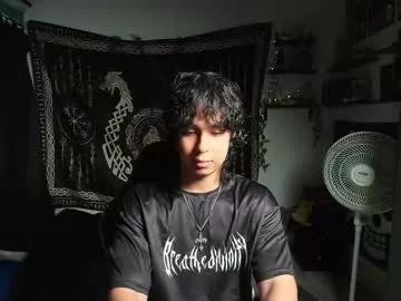 Freechat kariozzz on Chaturbate