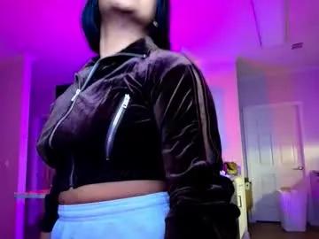 Freechat kat2025 on Chaturbate