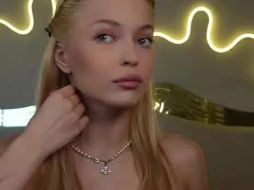kelly_peachpiee from Chaturbate is Freechat