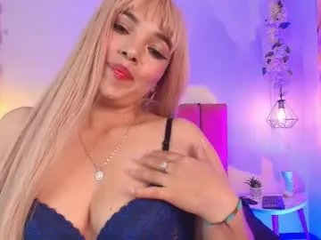 Freechat kiaraa88 on Chaturbate