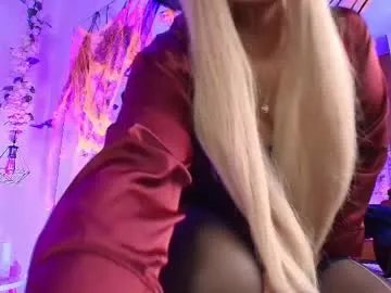 Freechat kiaraa88 on Chaturbate