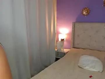 Freechat kim_and_mia on Chaturbate