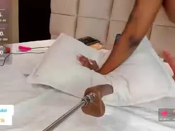 Freechat kima_09 on Chaturbate