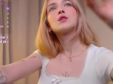 Kisskiss_muah from Chaturbate