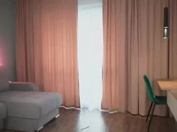 kissmesloww from Chaturbate