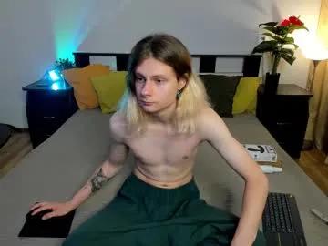 Freechat kitsuhi on Chaturbate