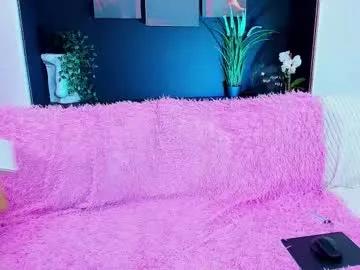 Freechat kitsuhi on Chaturbate