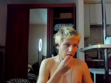 Freechat kitsuhi on Chaturbate
