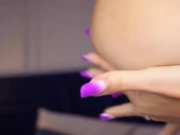 Kylievee from Chaturbate