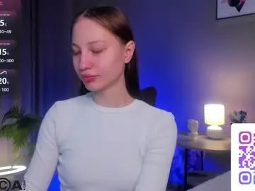 Freechat lallycute on Chaturbate